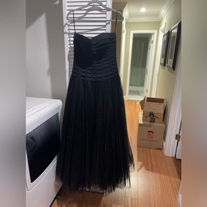 Beautiful Sherri Hill gown - black